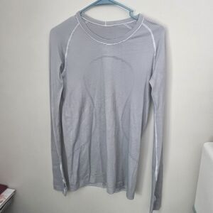 Lululemon Athletica Gray Striped Long Sleeve Top